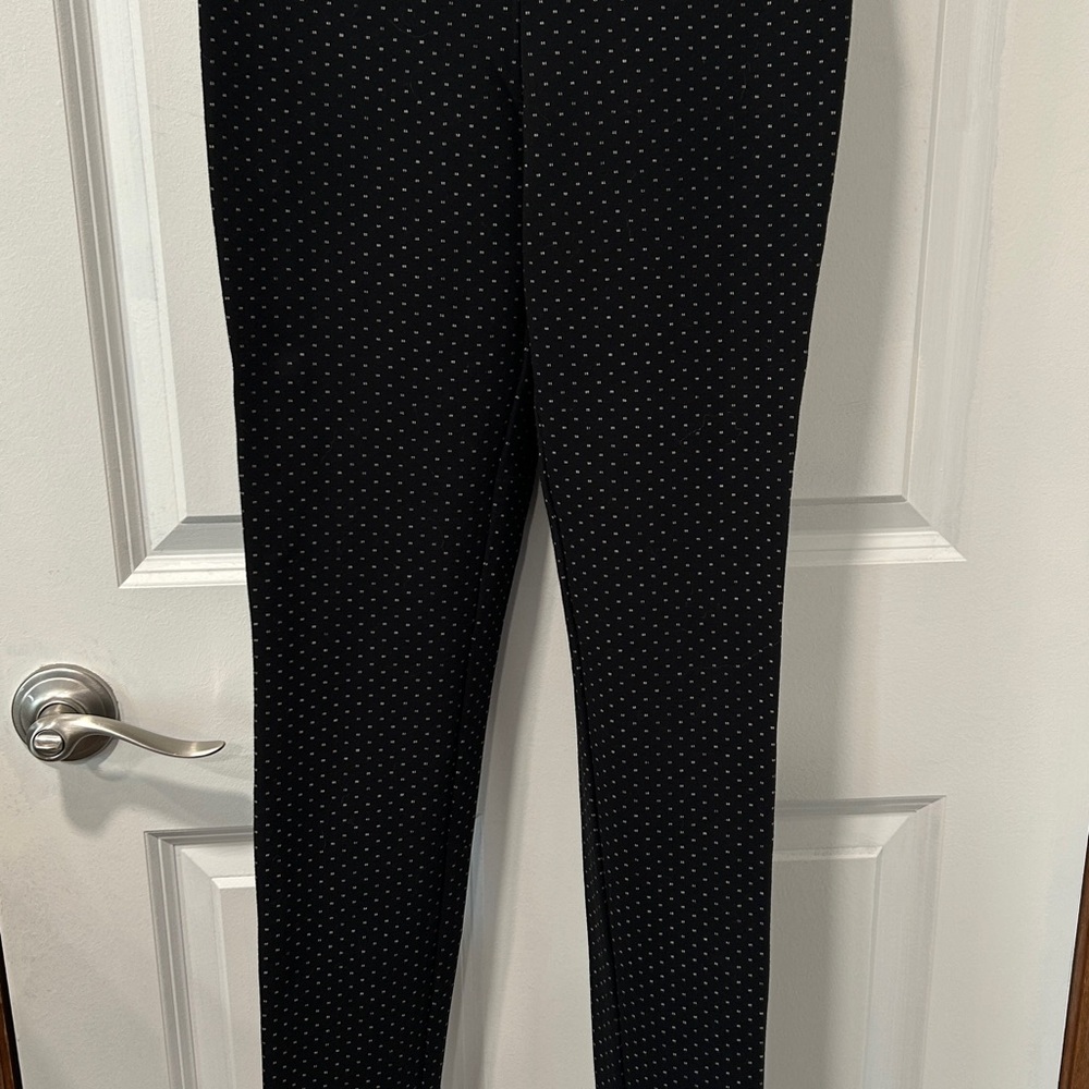 Liz Claiborne Black and White Dot Leggings